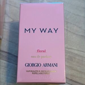 Giorgio Armani My Way Floral Eau de Parfum in Pink Box
